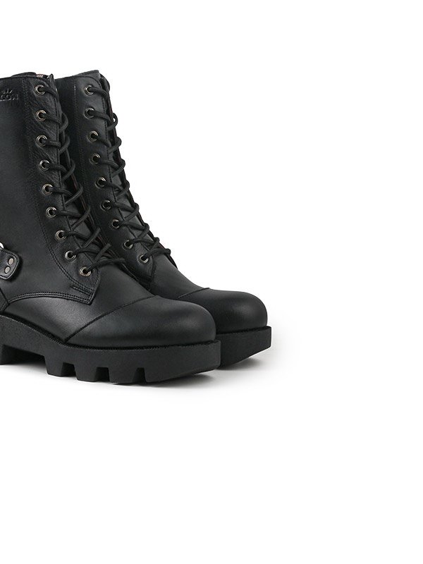 بوت زنانه 117012 چرم آگوست